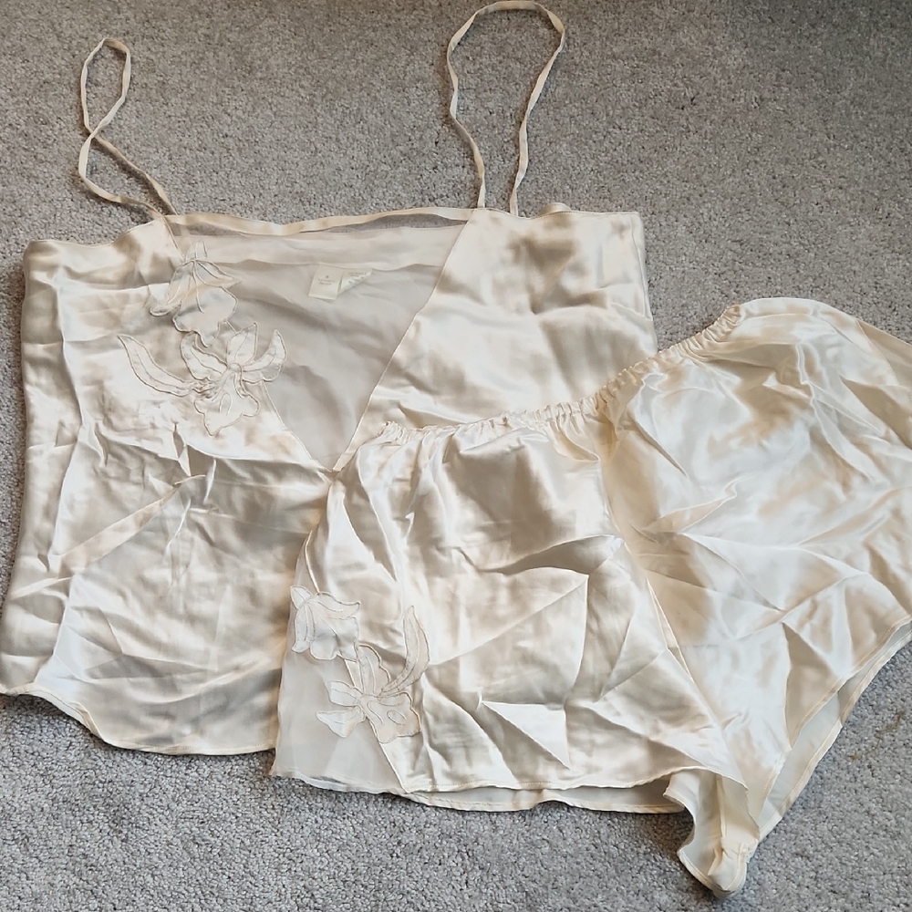 Victoria's Secret Cream Pajama Set